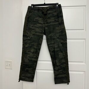 Camo Capri Length Pants